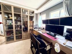 Blk 403 Bukit Batok West Avenue 7 (Bukit Batok), HDB Executive #569562261